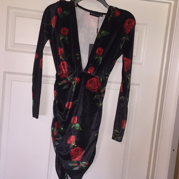 PrettyLittleThing Dresses & Skirts - NWT PLT 🌹 dress